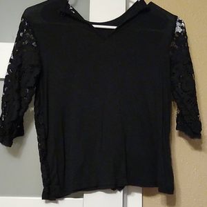 Black top lace sleeves